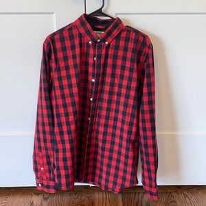 Express - Men’s - Buffalo Plaid long sleeved shirt